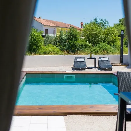 Pax Villa