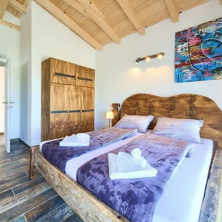 Vila Pax Vrh (Krk)