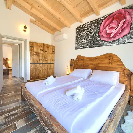 Villa Pax *