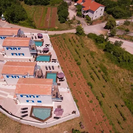 Villa Pax *